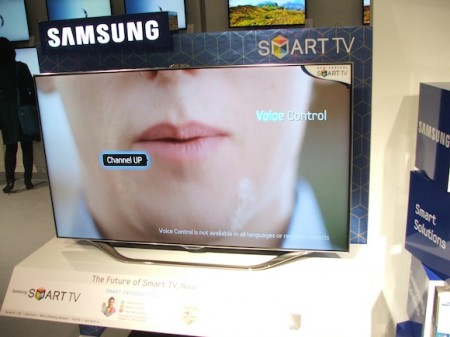 Samsung Smart TV - LCD televize budoucnosti se mají ovládat hlasem a rukama, foto: HDTVBlog.cz